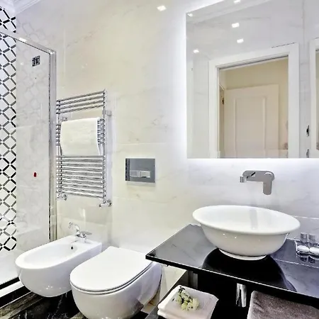 Qq House Santa Maria *